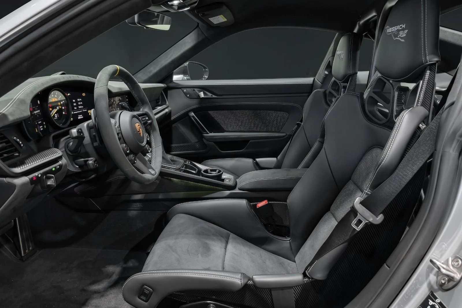 2025 Porsche 911 GT3 RS Weissach, 10/16