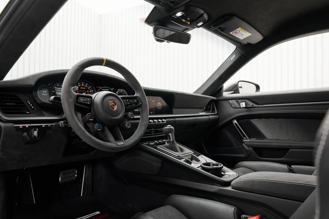 2025 Porsche 911 GT3 RS Weissach, 8/10