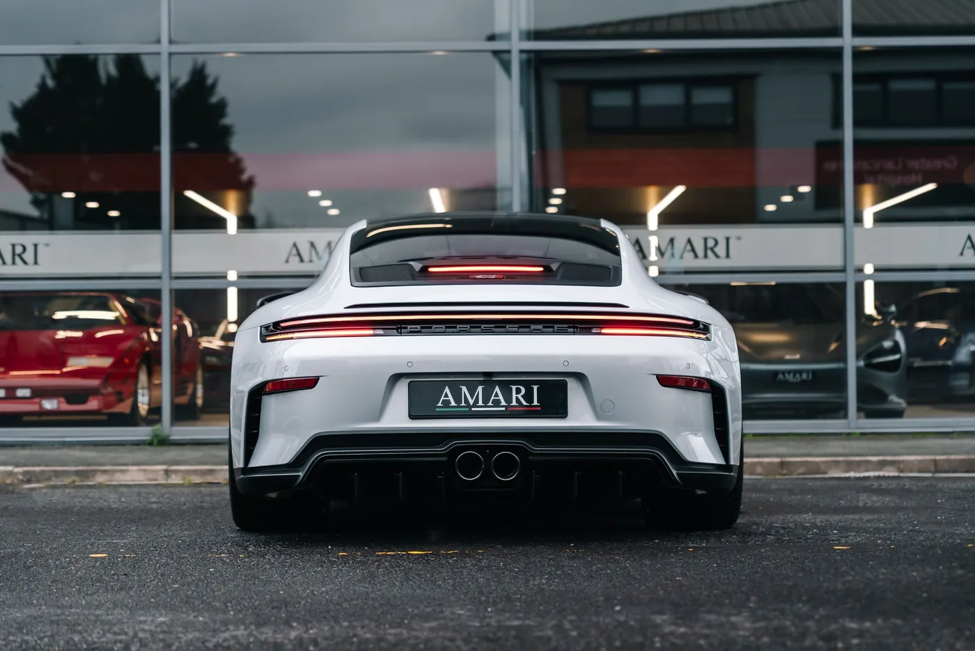 2025 Porsche 911 GT3 Touring proposée par un spécialiste de la supercar à Preston, Royaume-Uni, photo 7 sur 25