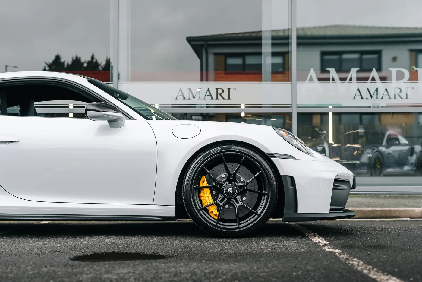 2025 Porsche 911 GT3 Touring proposée par un spécialiste de la supercar à Preston, Royaume-Uni, photo 10 sur 25