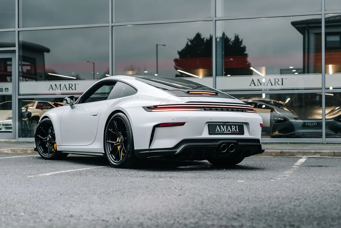 2025 Porsche 911 GT3 Touring proposée par un spécialiste de la supercar à Preston, Royaume-Uni, photo 18 sur 25