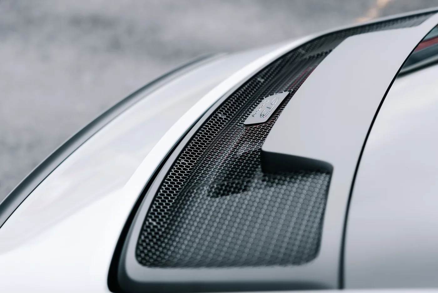 2025 Porsche 911 GT3 Touring proposée par un spécialiste de la supercar à Preston, Royaume-Uni, photo 20 sur 25