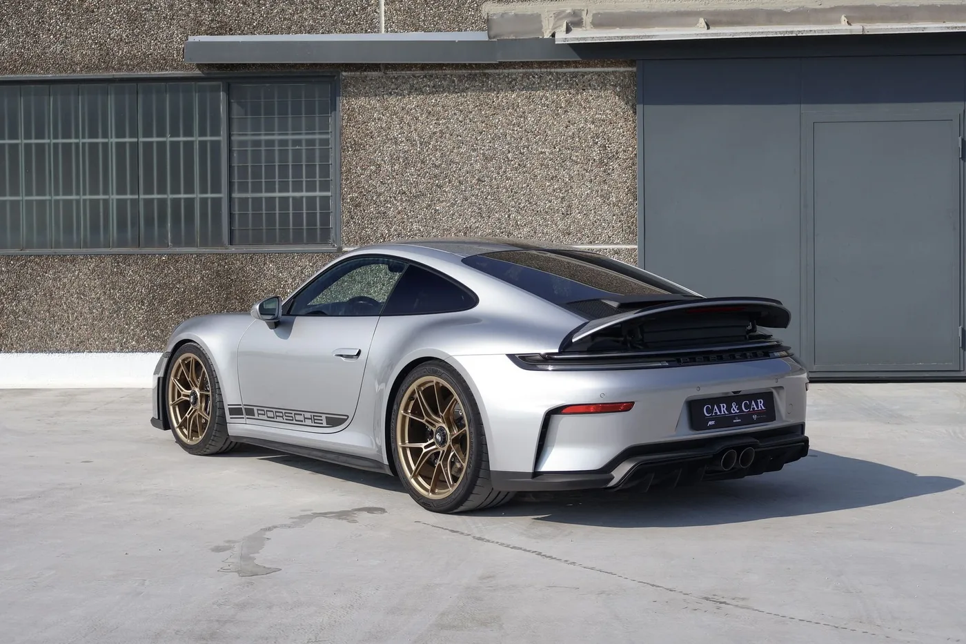 2025 Porsche 911 GT3 Touring angeboten von einem Supersportwagenhändler in Zibido San Giacomo, Italien, Foto 2 von 18