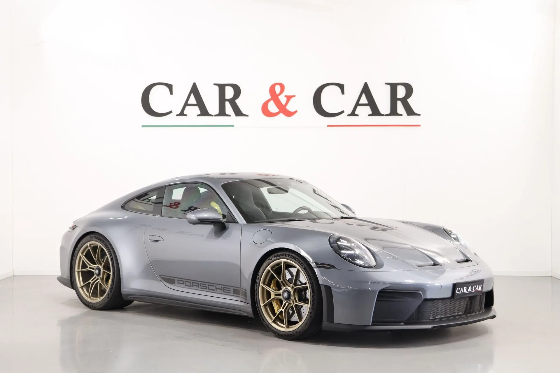 2025 Porsche 911 GT3 Touring offered by a supercar dealer in Zibido San Giacomo, Italy, main photo