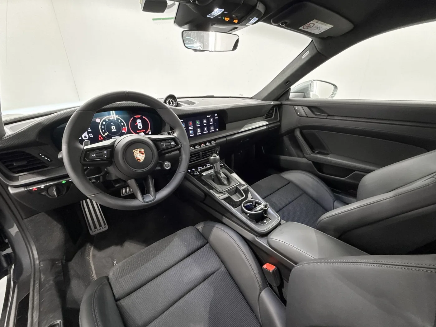2025 Porsche 911 GT3 Touring angeboten von einem Supersportwagenhändler in Zibido San Giacomo, Italien, Foto 19 von 21