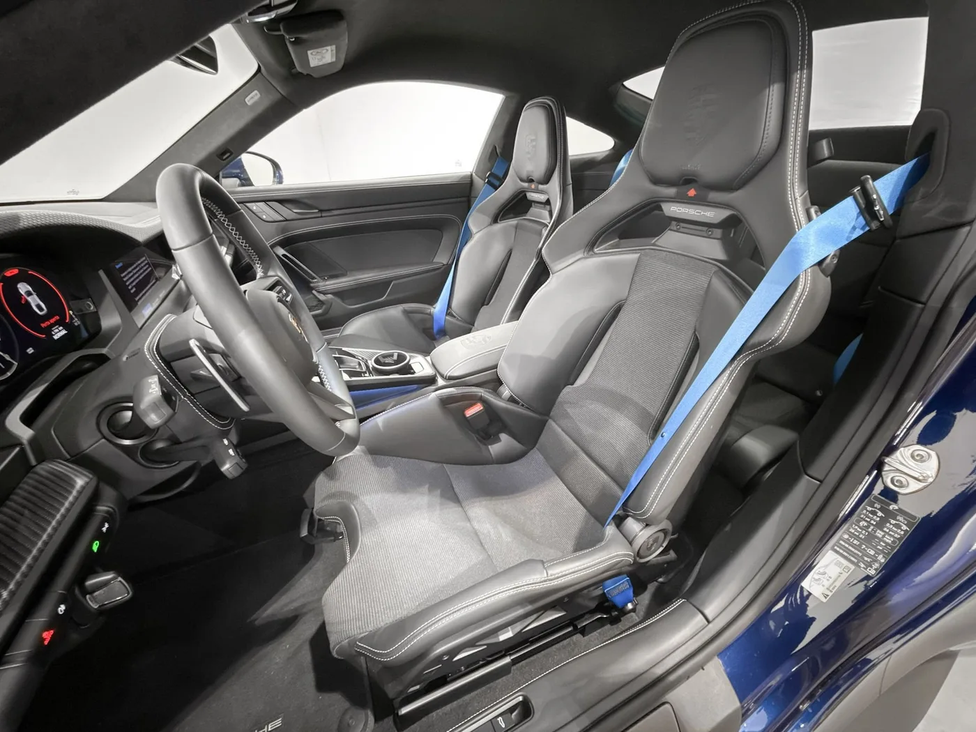 2025 Porsche 911 GT3 Touring offered by a supercar dealer in Zibido San Giacomo, Italy, photo 14 of 25