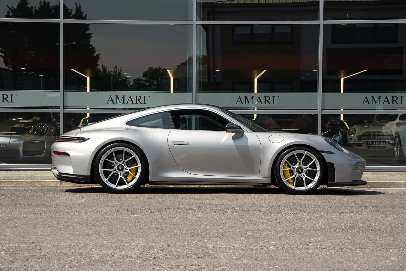 2025 Porsche 911 GT3 Touring manual proposée par un spécialiste de la supercar à Preston, Royaume-Uni, photo 2 sur 25