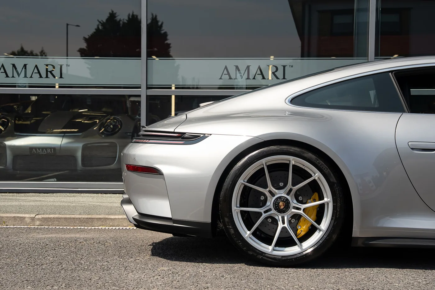 2025 Porsche 911 GT3 Touring manual proposée par un spécialiste de la supercar à Preston, Royaume-Uni, photo 14 sur 25
