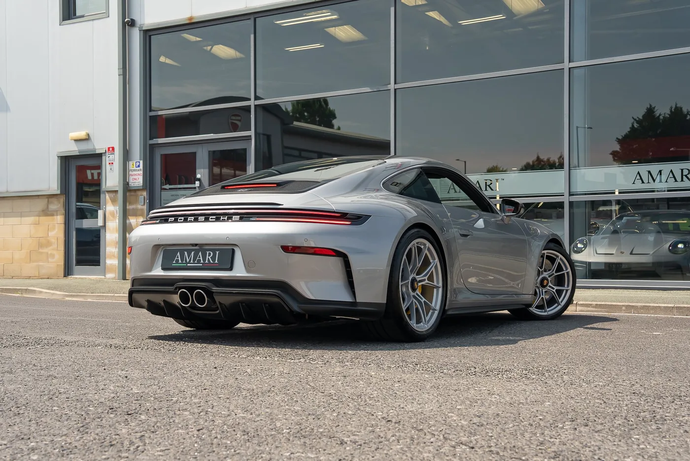2025 Porsche 911 GT3 Touring manual proposée par un spécialiste de la supercar à Preston, Royaume-Uni, photo 17 sur 25