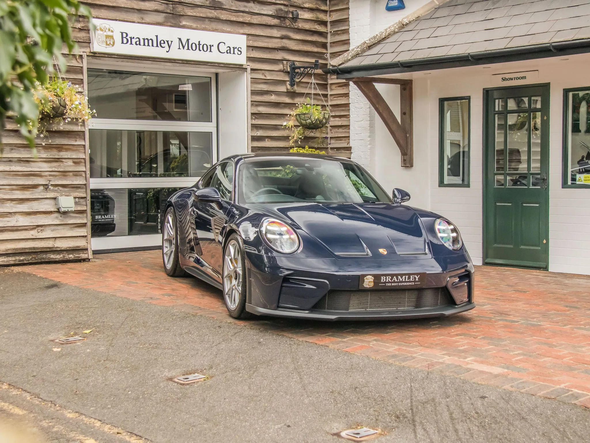 2025 Porsche 911 GT3 Touring, 3/25
