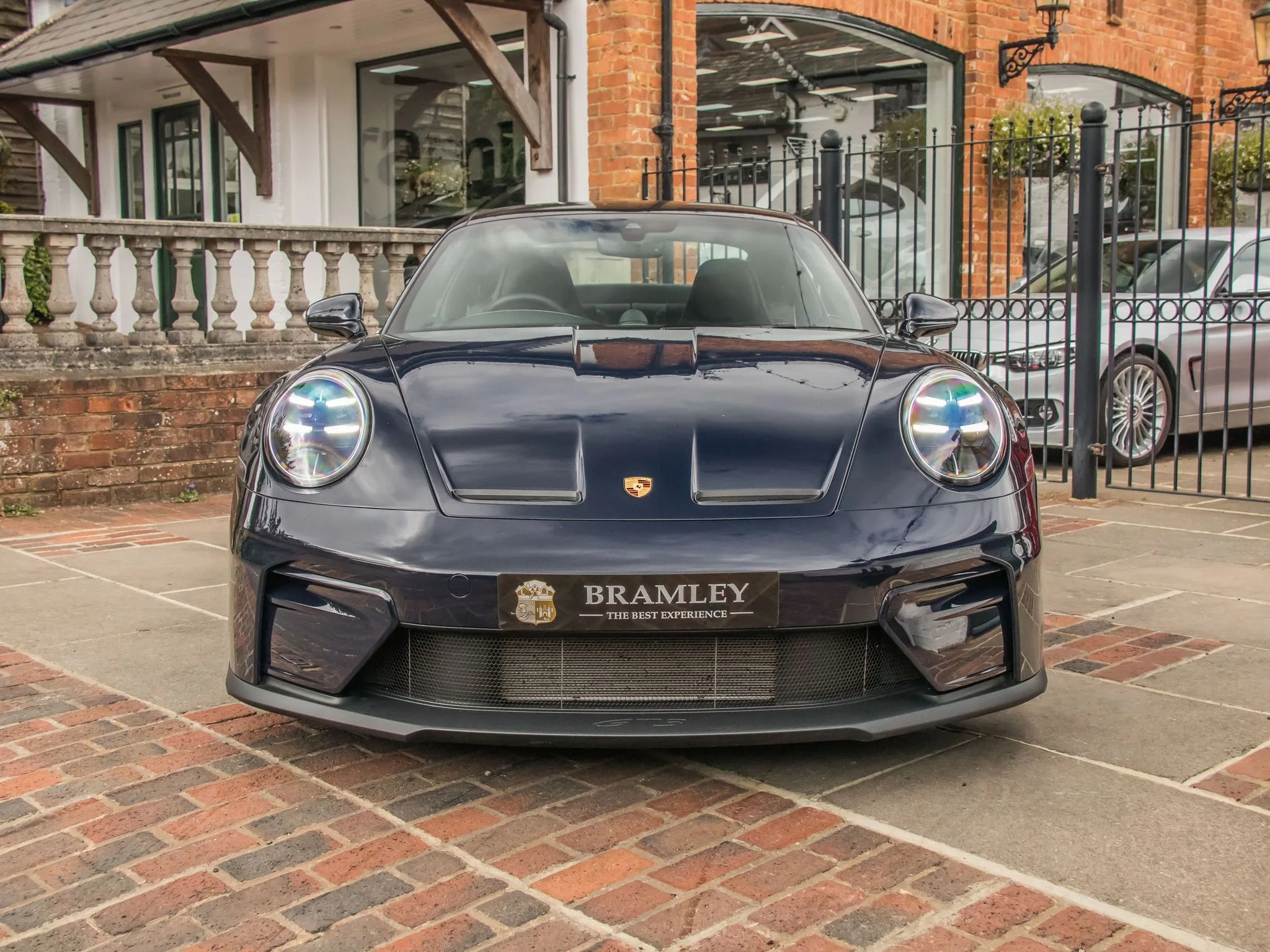 2025 Porsche 911 GT3 Touring, 7/25