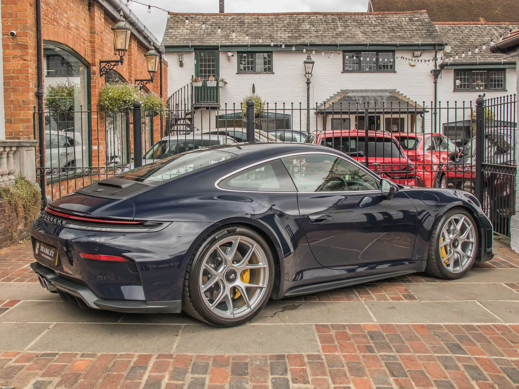2025 Porsche 911 GT3 Touring, 11/25
