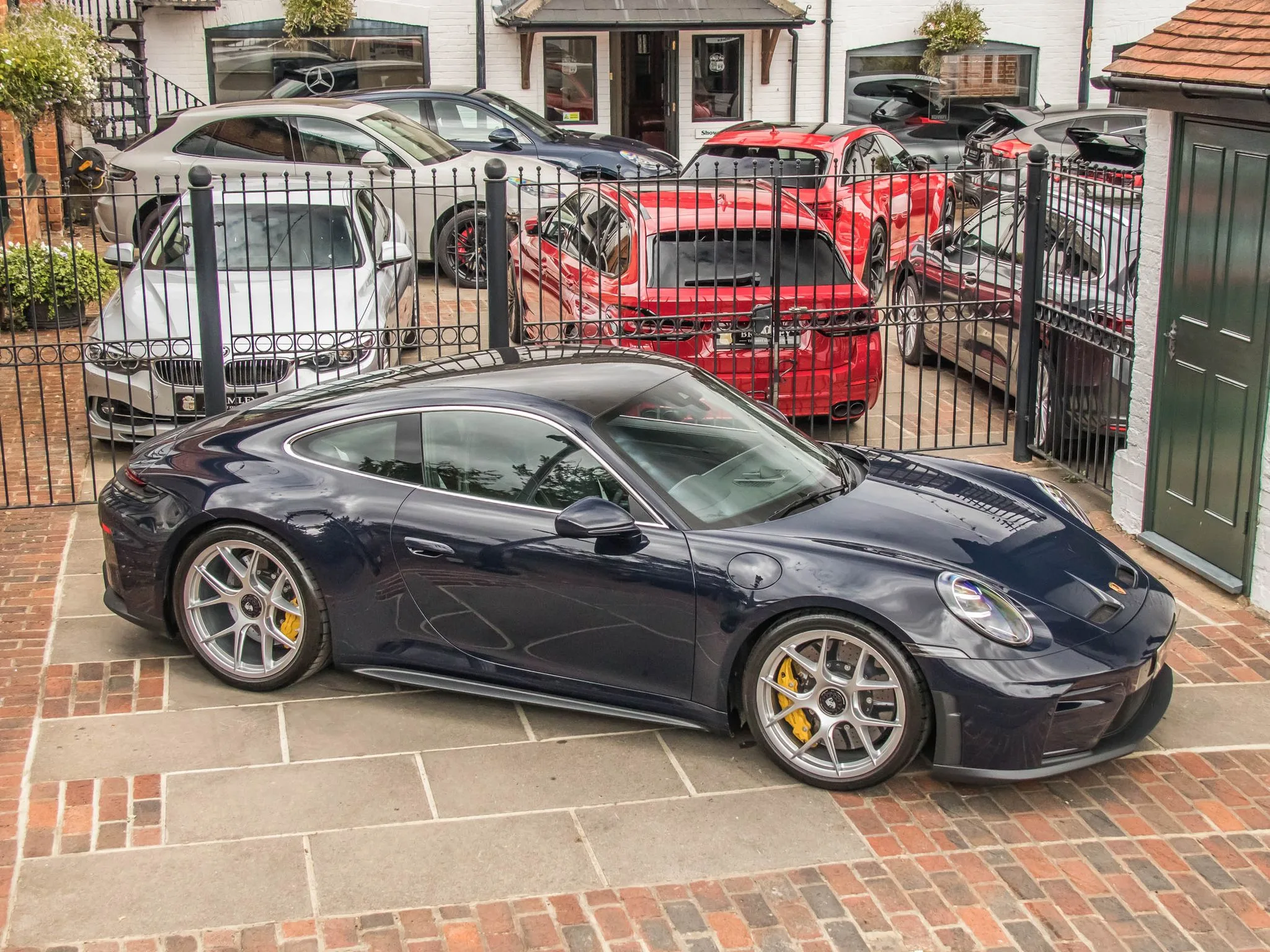 2025 Porsche 911 GT3 Touring, 12/25