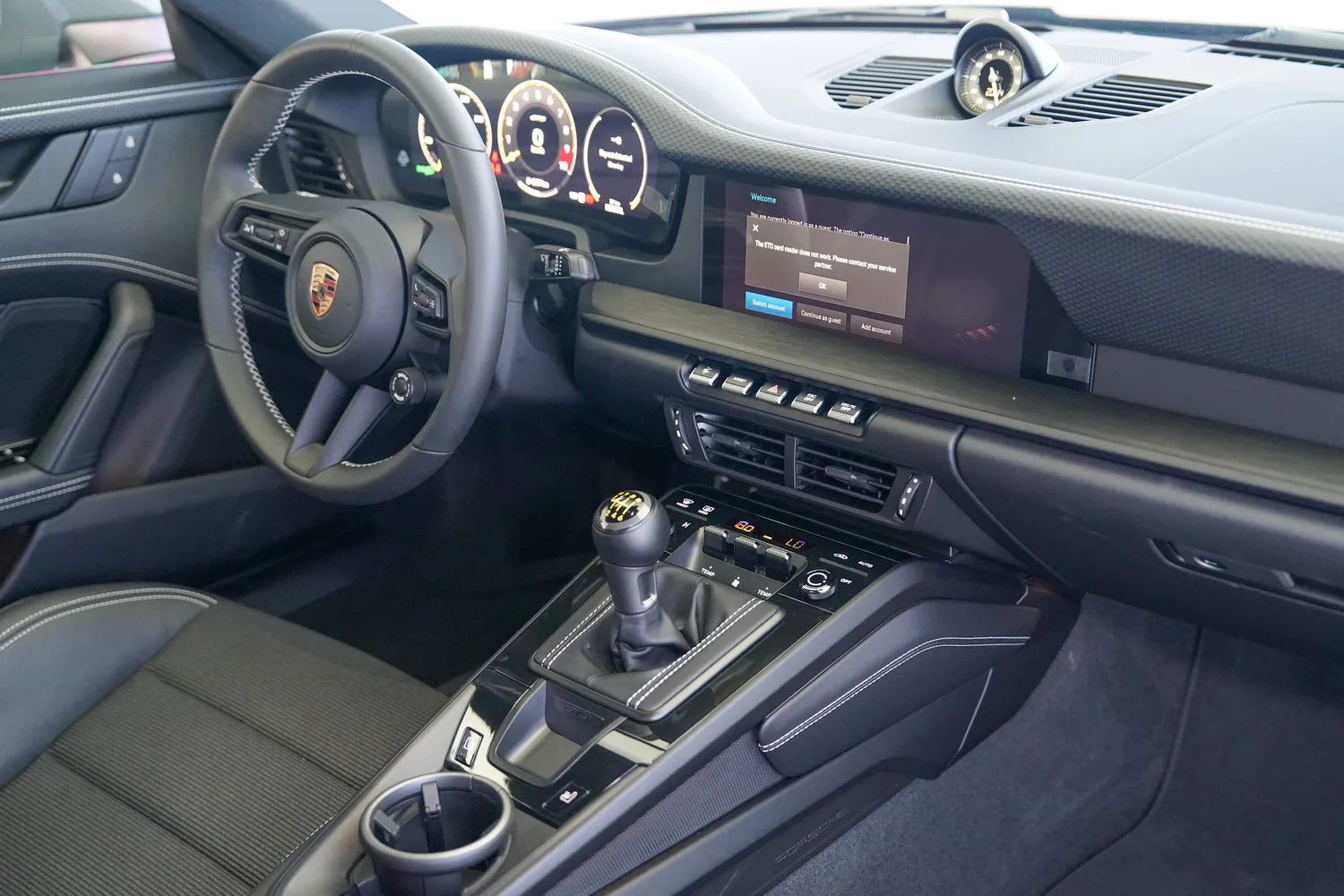 2025 Porsche 911 GT3 Touring, 8/16