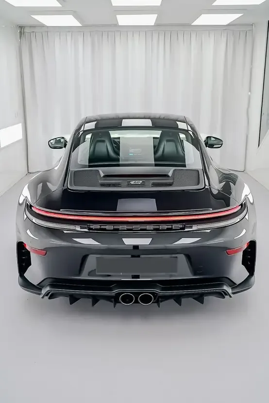 2025 Porsche 911 GT3 Touring, 4/26