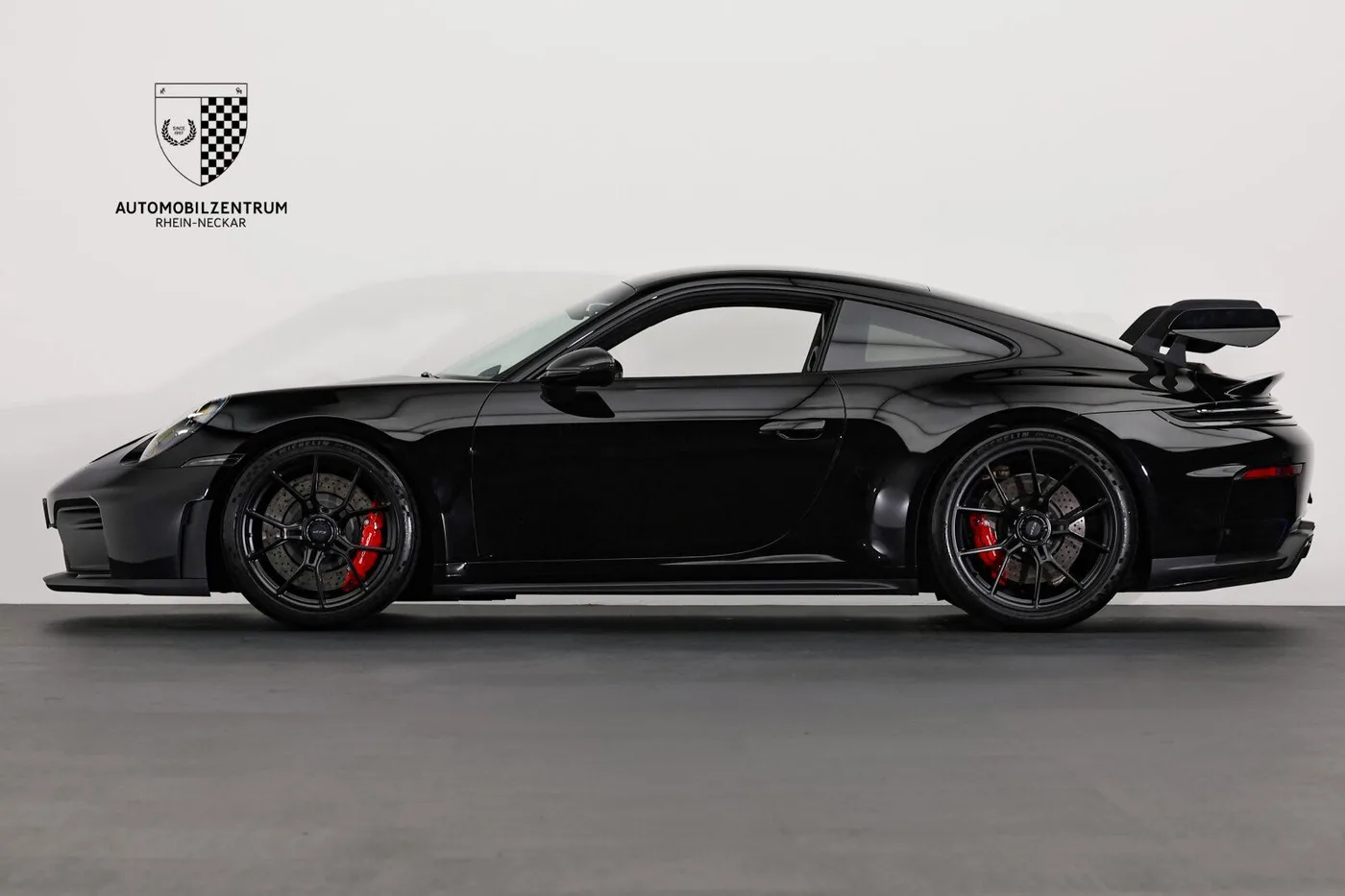 2025 Porsche 911 GT3 offered by a supercar dealer in Viernheim, Germany, photo 4 of 25