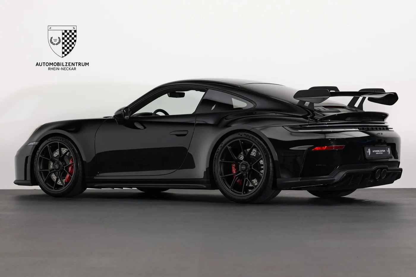 2025 Porsche 911 GT3 offered by a supercar dealer in Viernheim, Germany, photo 5 of 25