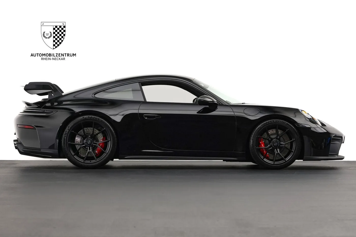 2025 Porsche 911 GT3 offered by a supercar dealer in Viernheim, Germany, photo 8 of 25