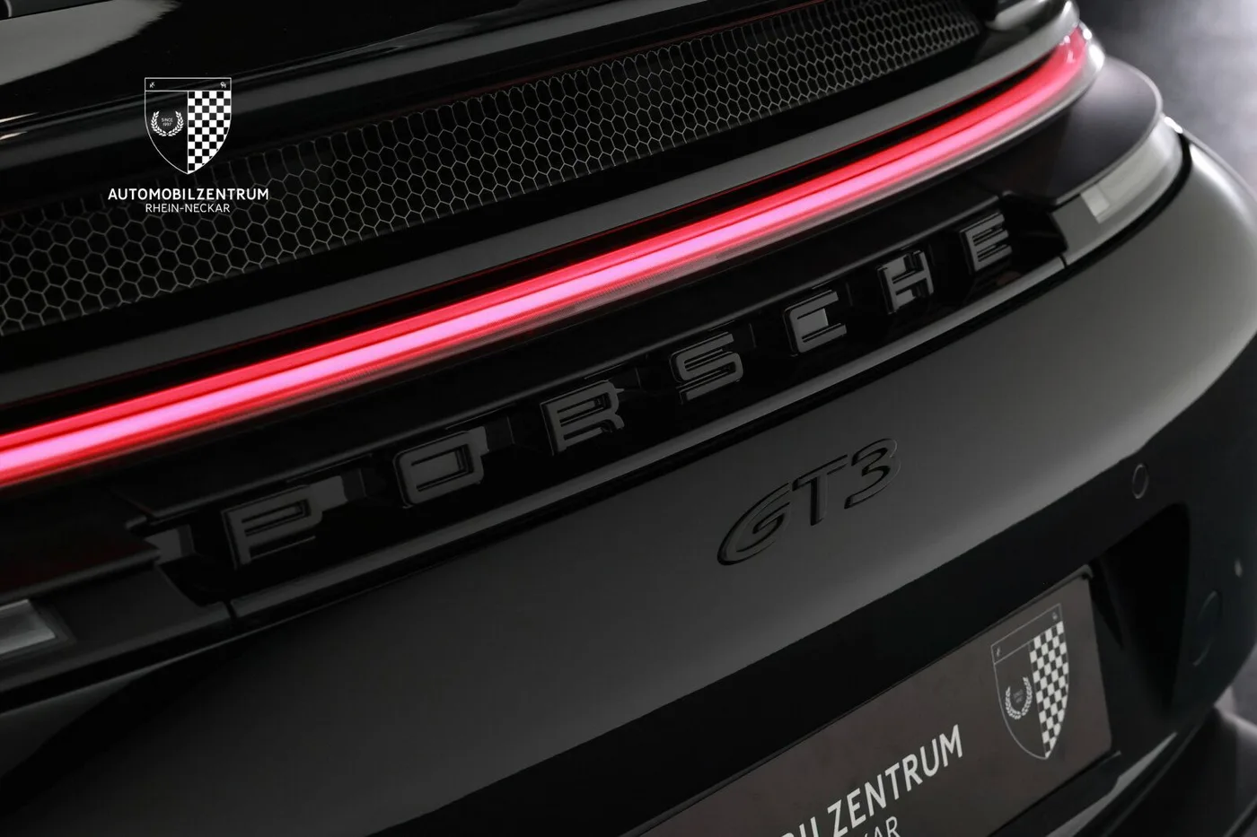 2025 Porsche 911 GT3 offered by a supercar dealer in Viernheim, Germany, photo 14 of 25