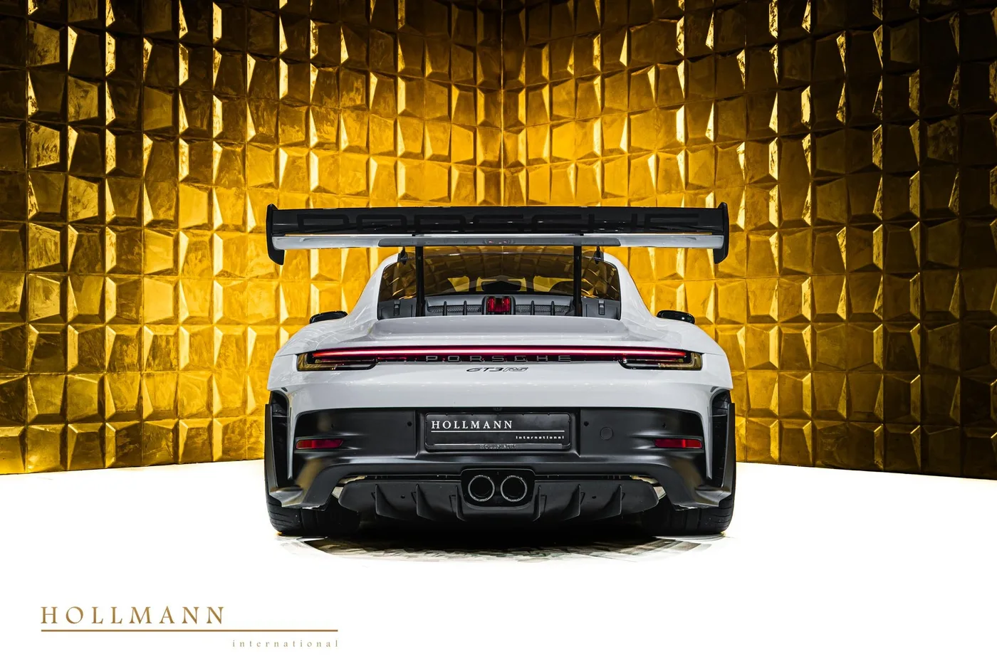 2025 Porsche 911 GT3 RS proposée par un concessionnaire spécialisé à Stuhr, Allemagne, photo 5 sur 8