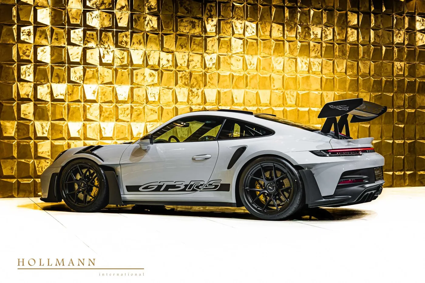 2025 Porsche 911 GT3 RS proposée par un concessionnaire spécialisé à Stuhr, Allemagne, photo 6 sur 8