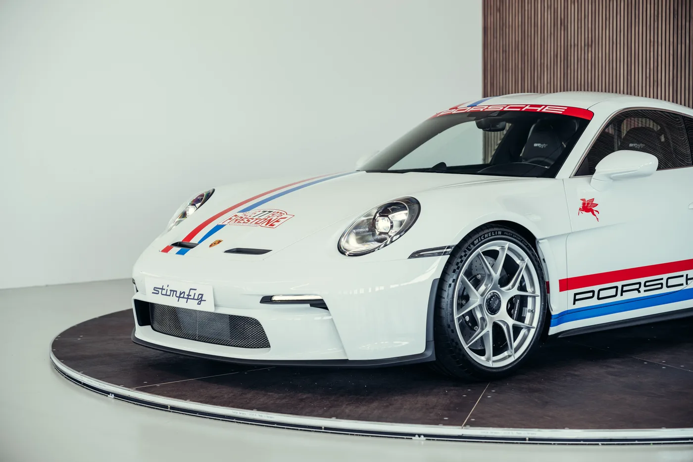 2025 Porsche 911 S/T angeboten von einem Oldtimerspezialisten in Stuttgart, Deutschland, Foto 10 von 25