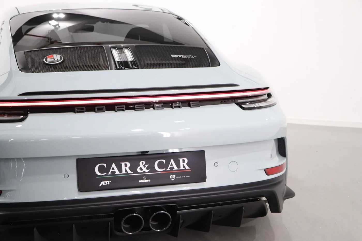 2025 Porsche 911 S/T proposée par un spécialiste de la supercar à Zibido San Giacomo, Italie, photo 23 sur 25