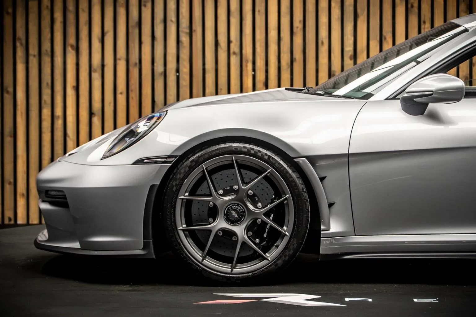2025 Porsche 911 S/T, 8/30