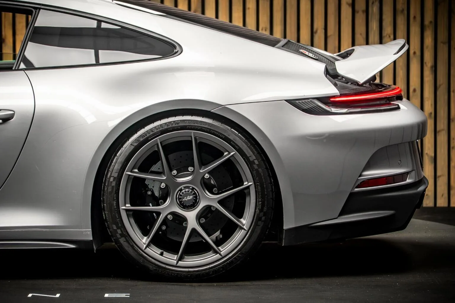 2025 Porsche 911 S/T, 16/30