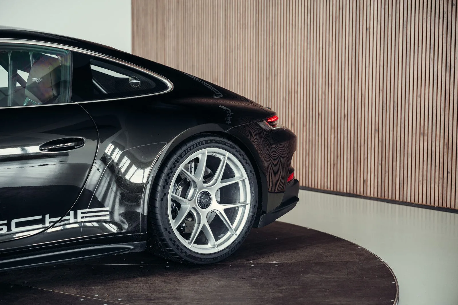 2025 Porsche 911 S/T, 12/30