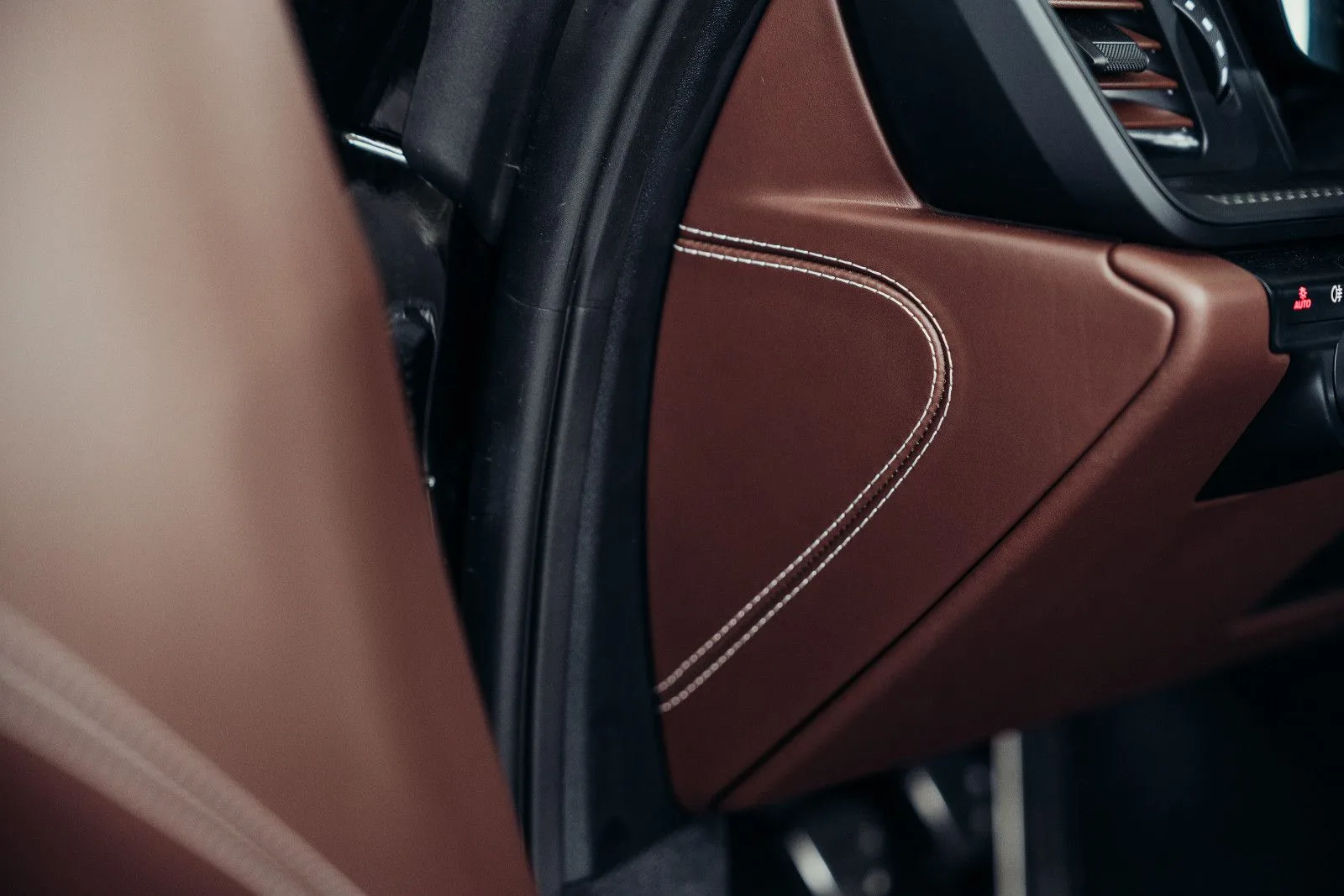 2025 Porsche 911 S/T, 28/30