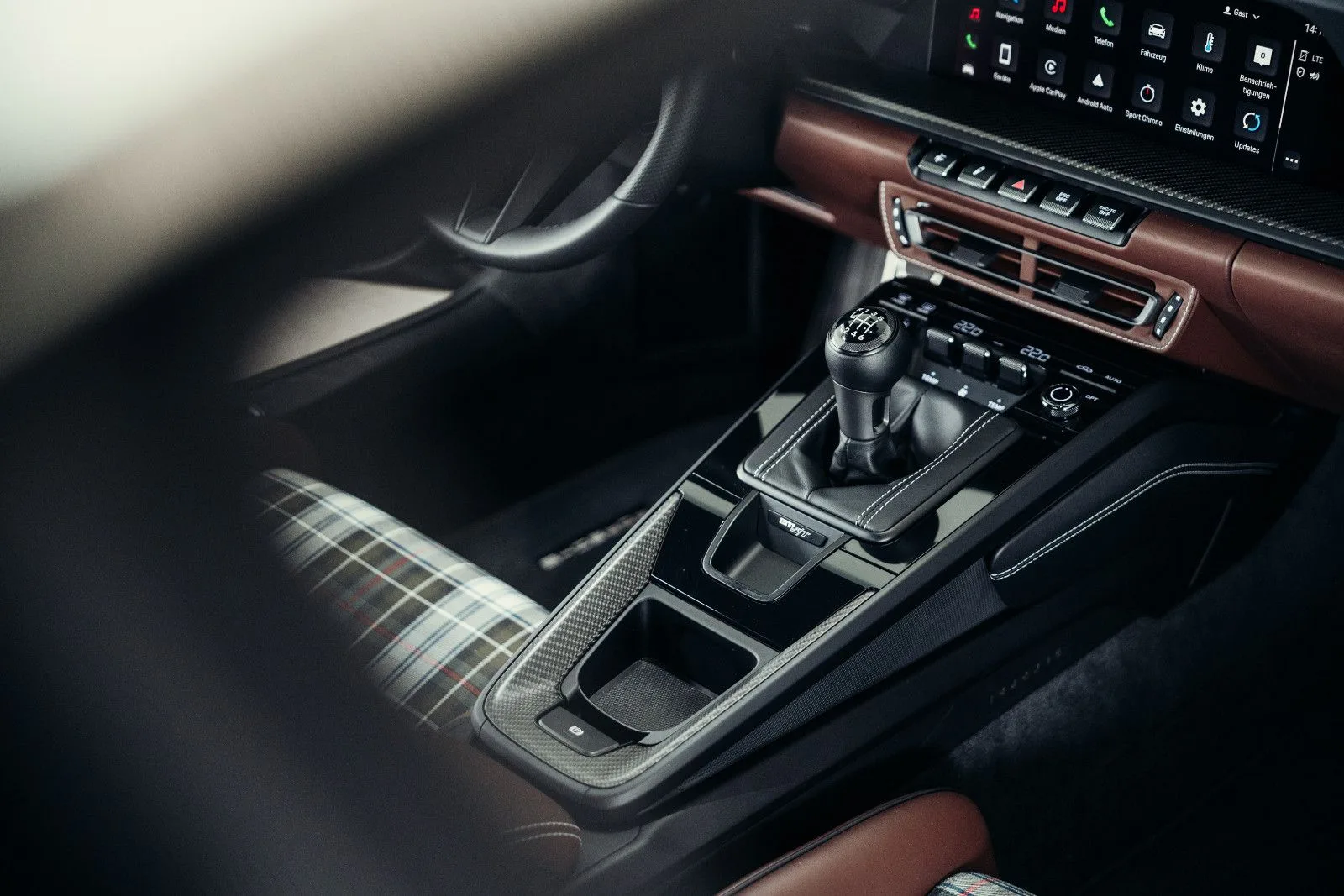 2025 Porsche 911 S/T, 30/30