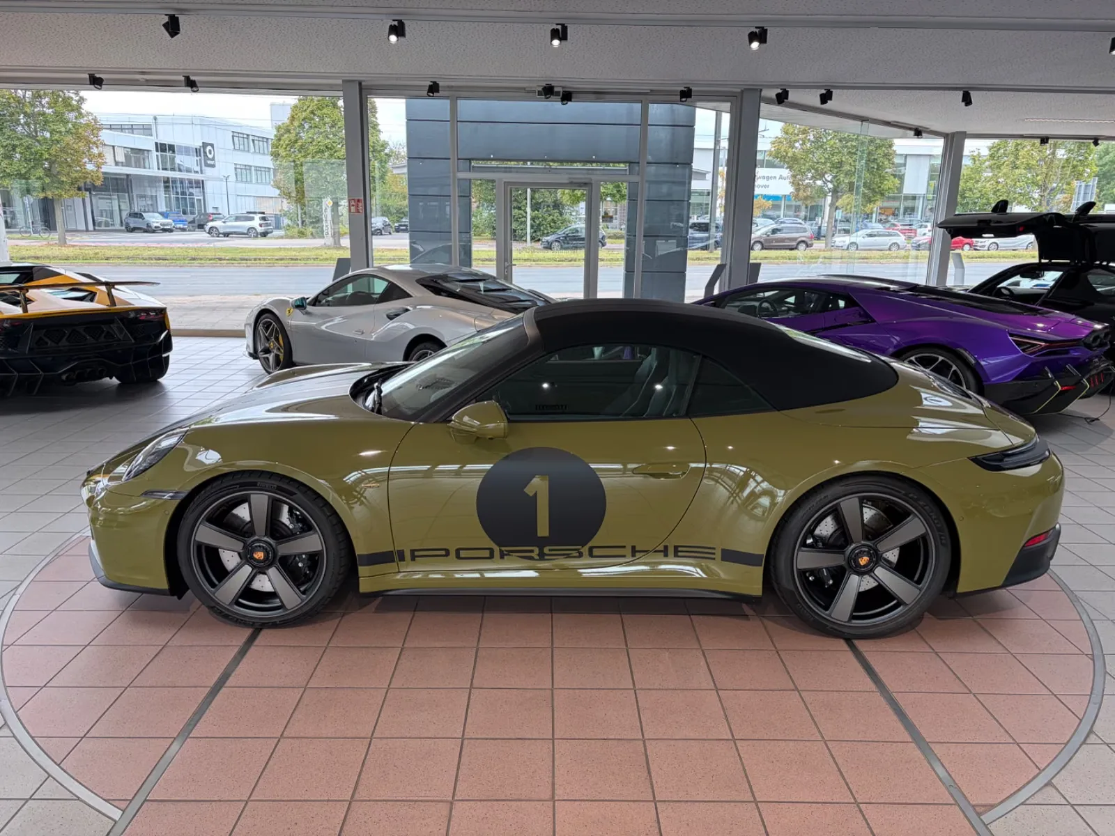 2025 Porsche 911 Spirit 70, 4/19