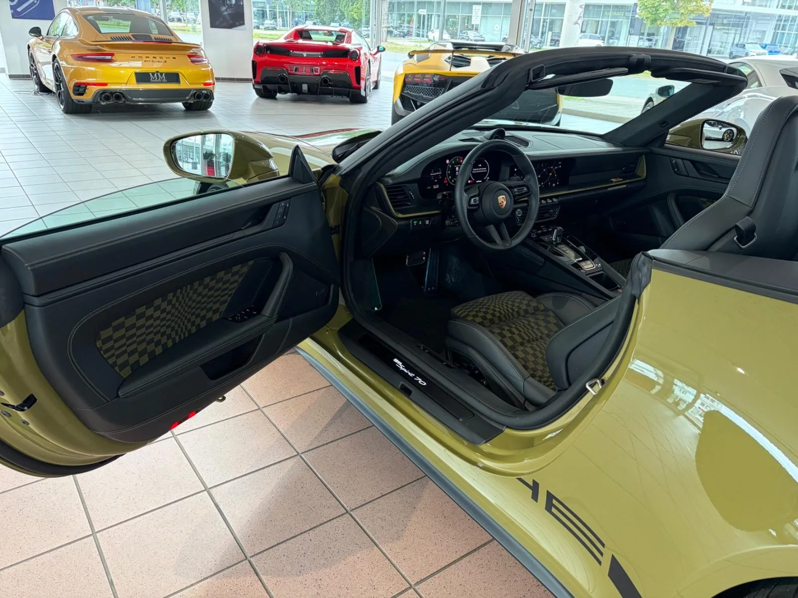 2025 Porsche 911 Spirit 70, 11/19