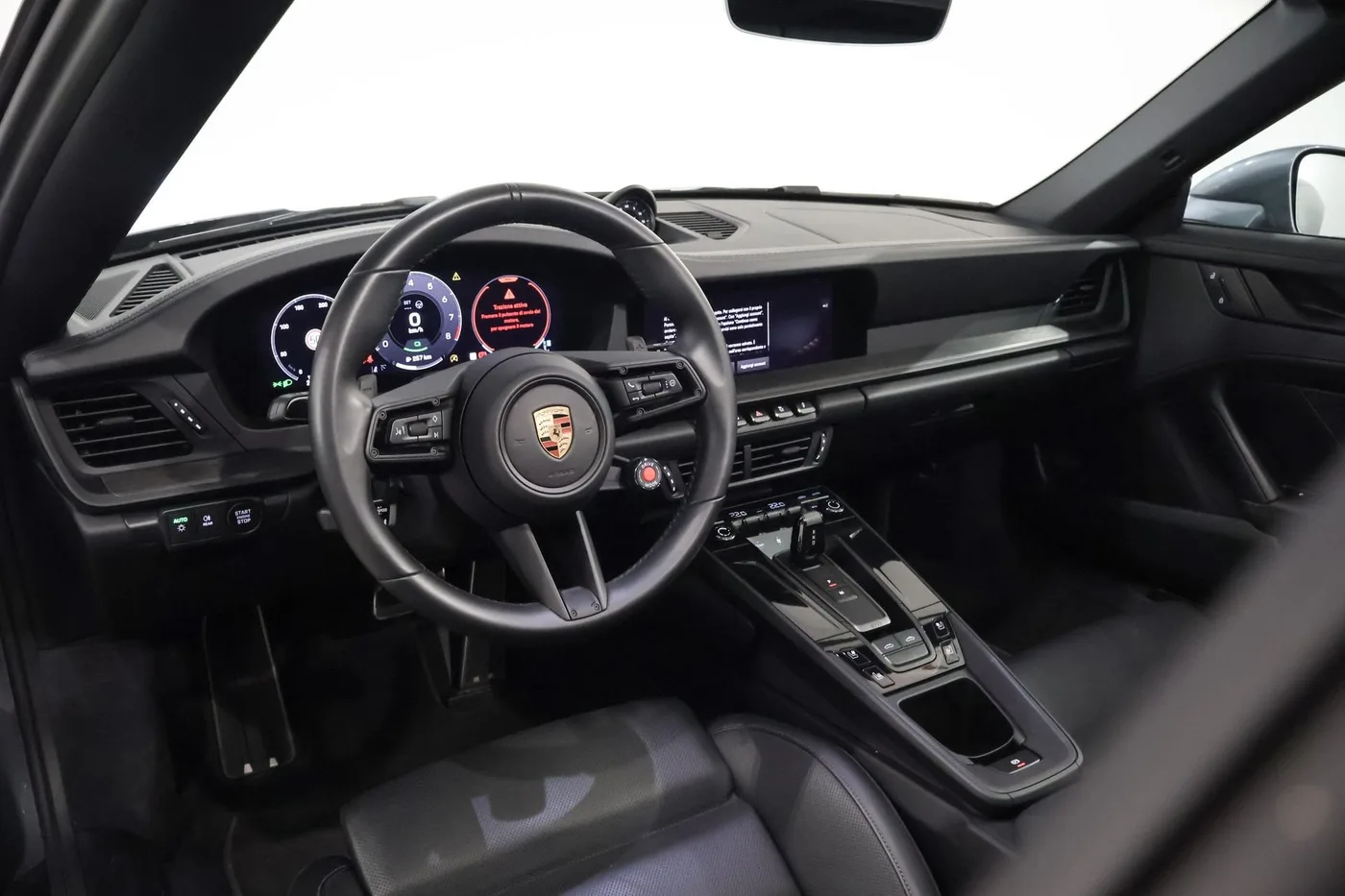 2025 Porsche 911 Targa 4 GTS angeboten von einem Supersportwagenhändler in Zibido San Giacomo, Italien, Foto 8 von 24