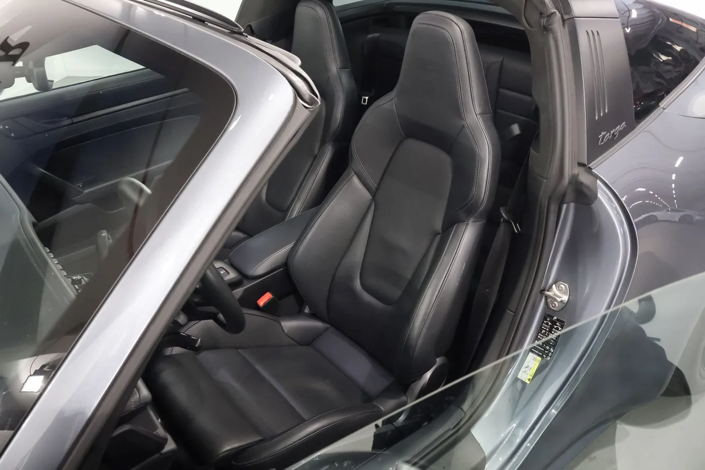 2025 Porsche 911 Targa 4 GTS angeboten von einem Supersportwagenhändler in Zibido San Giacomo, Italien, Foto 9 von 24