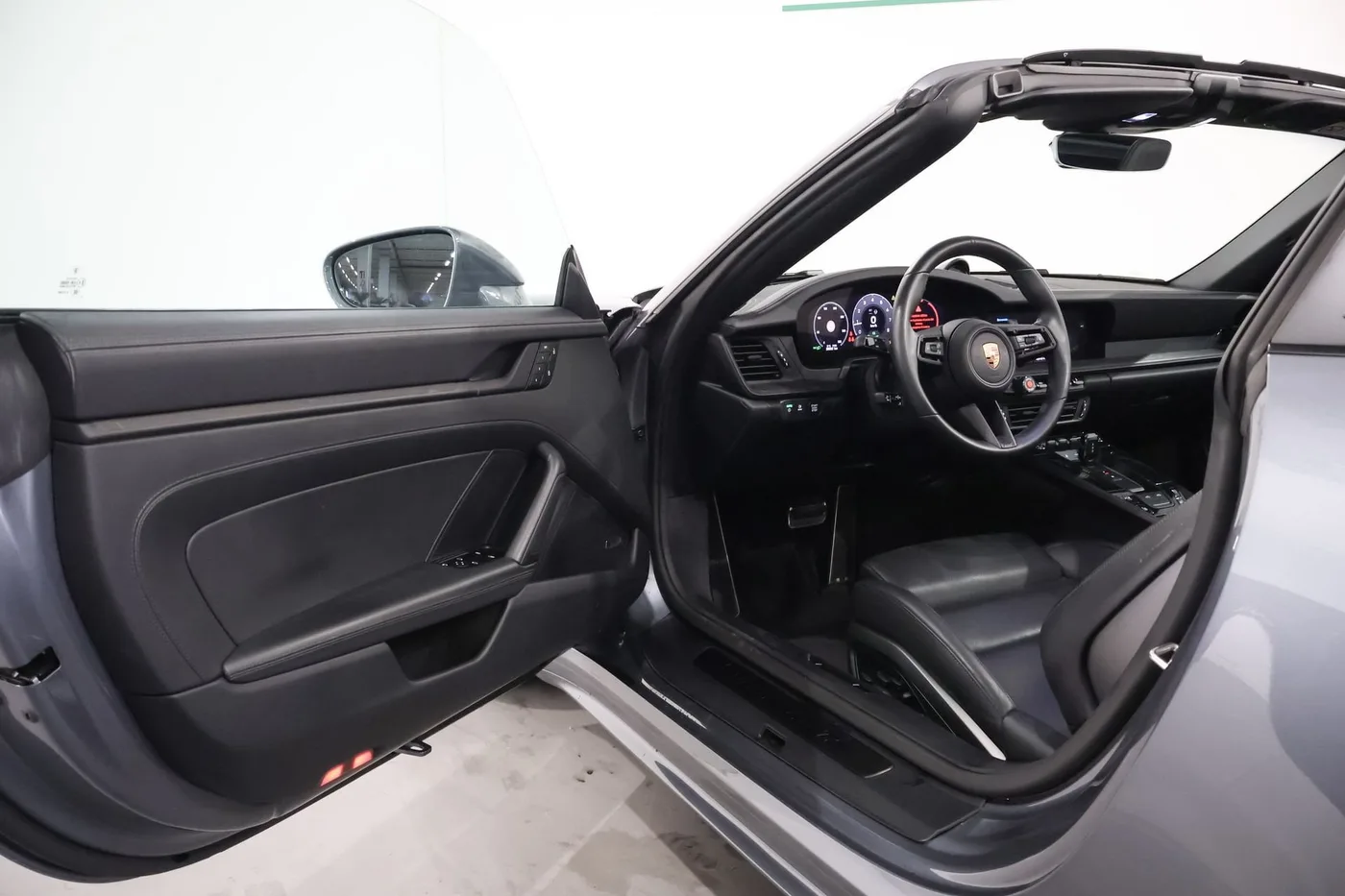 2025 Porsche 911 Targa 4 GTS angeboten von einem Supersportwagenhändler in Zibido San Giacomo, Italien, Foto 10 von 24