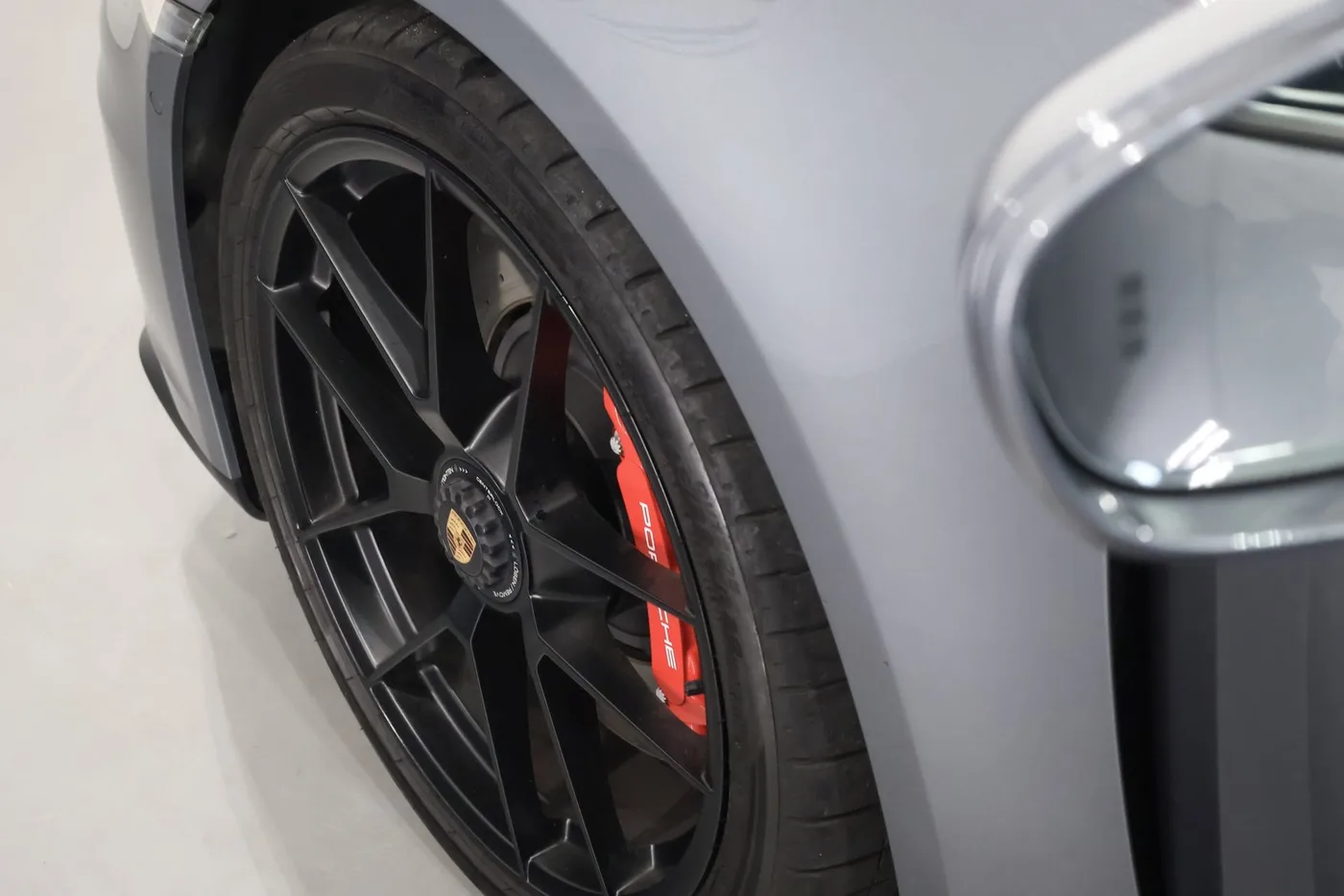 2025 Porsche 911 Targa 4 GTS angeboten von einem Supersportwagenhändler in Zibido San Giacomo, Italien, Foto 24 von 24