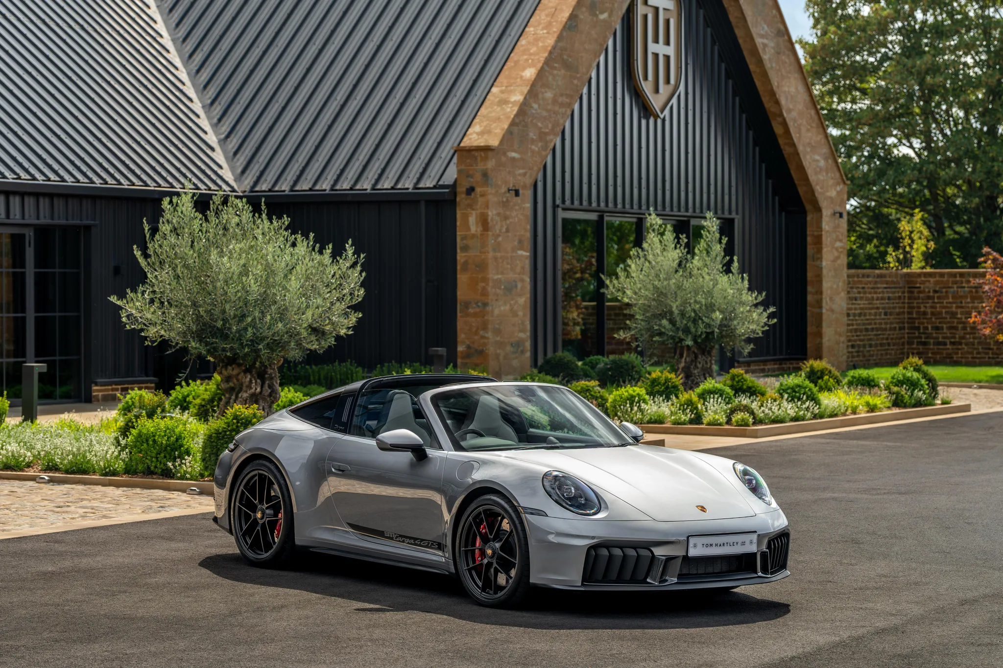 2025 Porsche 911 Targa 4 GTS angeboten von einem Fachhändler in Hook Norton, Vereinigtes Königreich, Hauptfoto