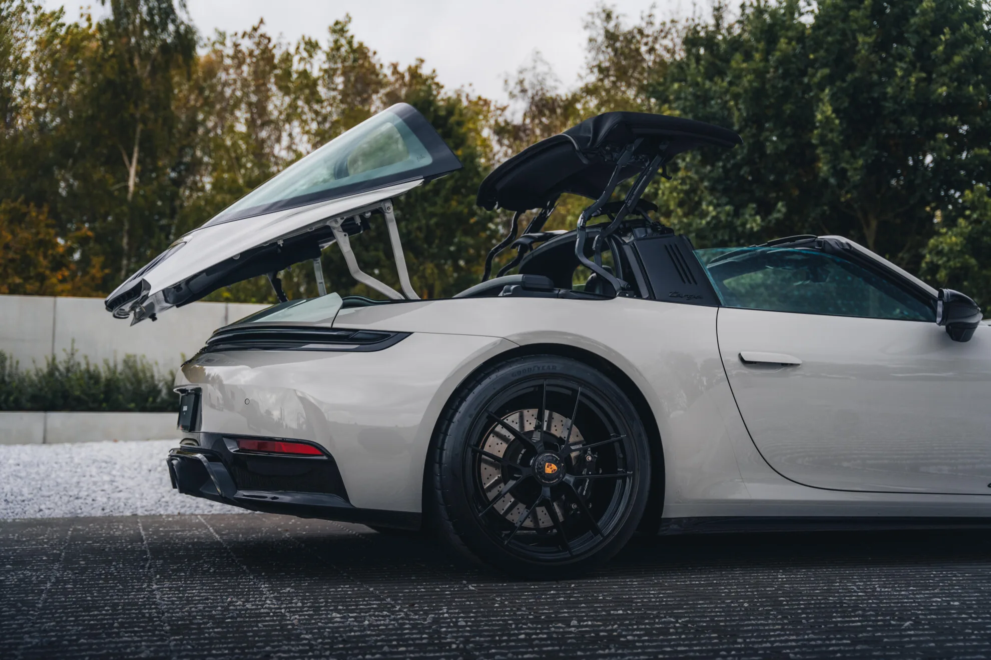 2025 Porsche 911 Targa 4 GTS 992.2, 9/30