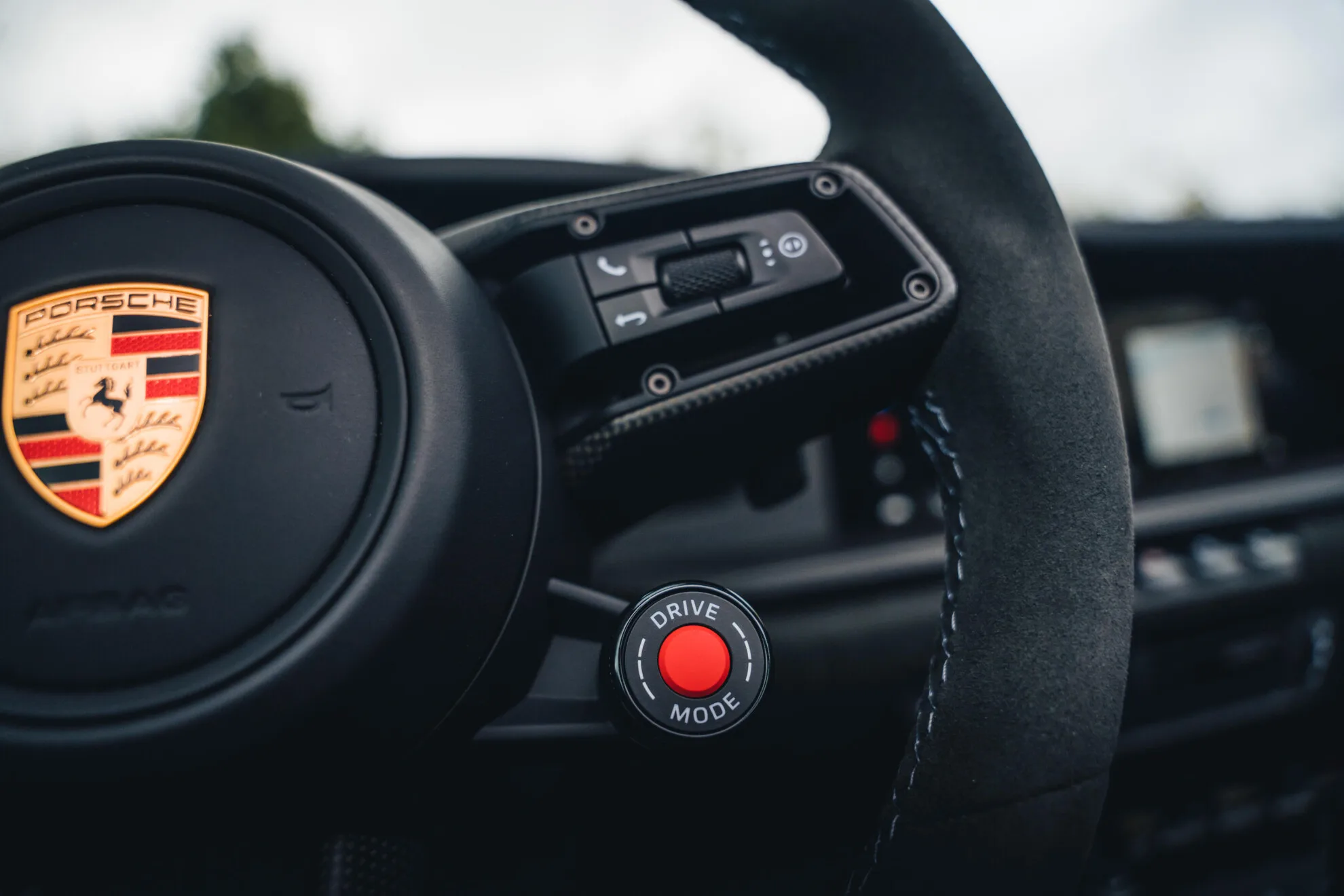 2025 Porsche 911 Targa 4 GTS 992.2, 16/30