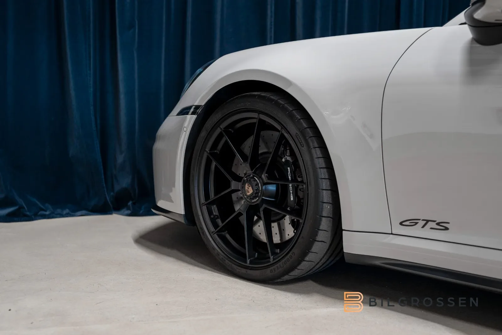 2025 Porsche 911 Targa 4 GTS, 5/22