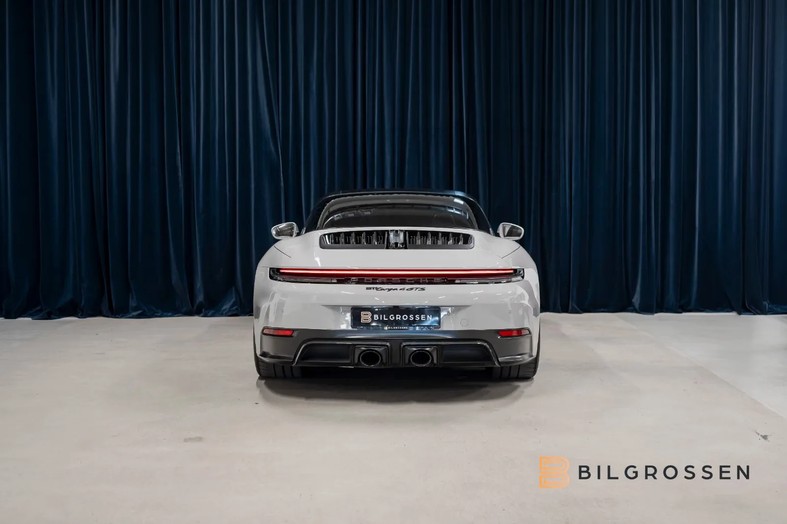 2025 Porsche 911 Targa 4 GTS, 6/22
