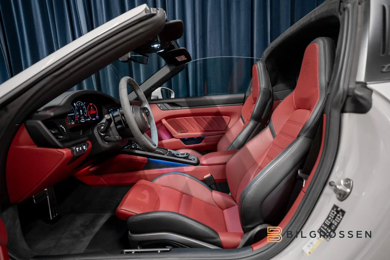 2025 Porsche 911 Targa 4 GTS, 17/22