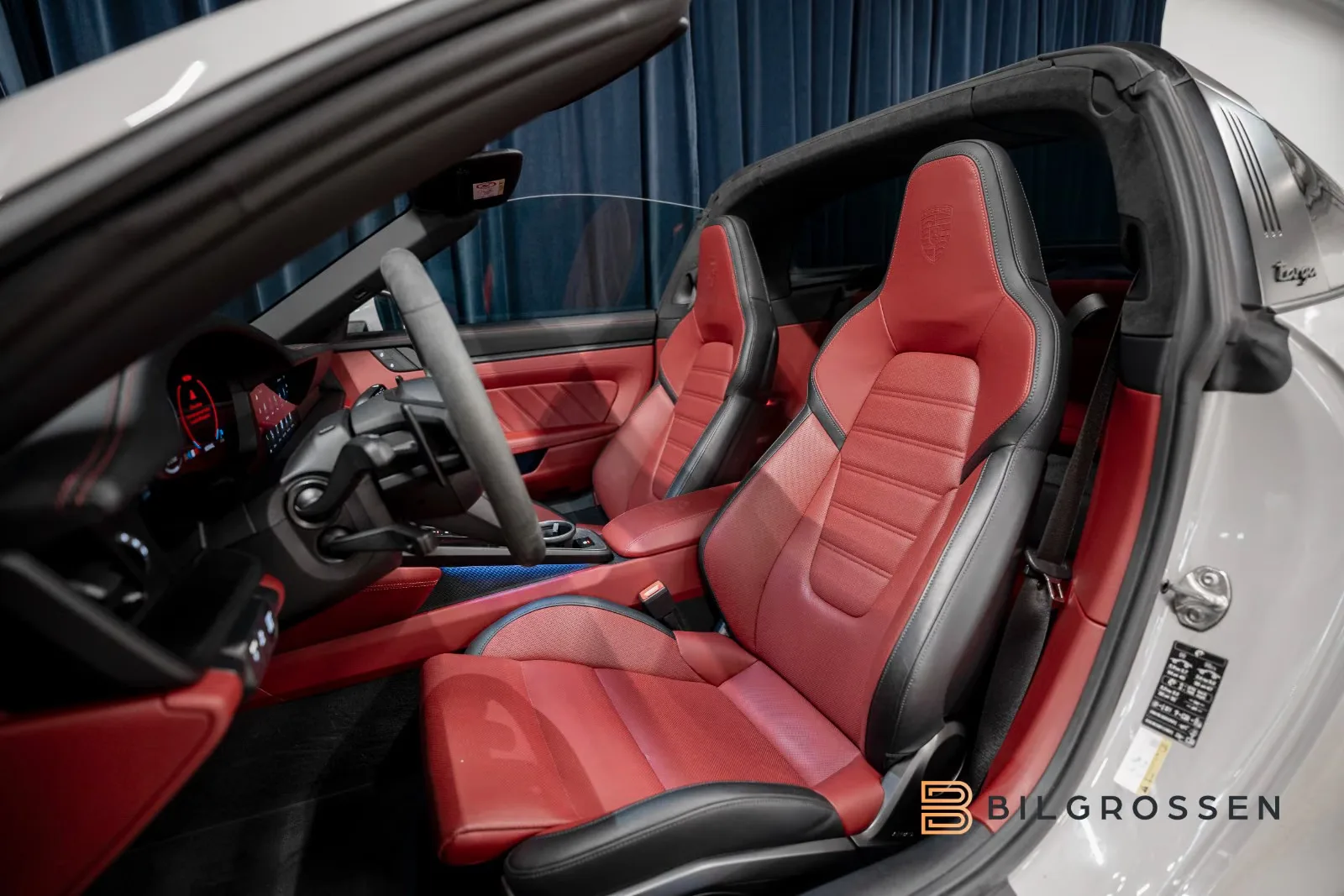 2025 Porsche 911 Targa 4 GTS, 18/22