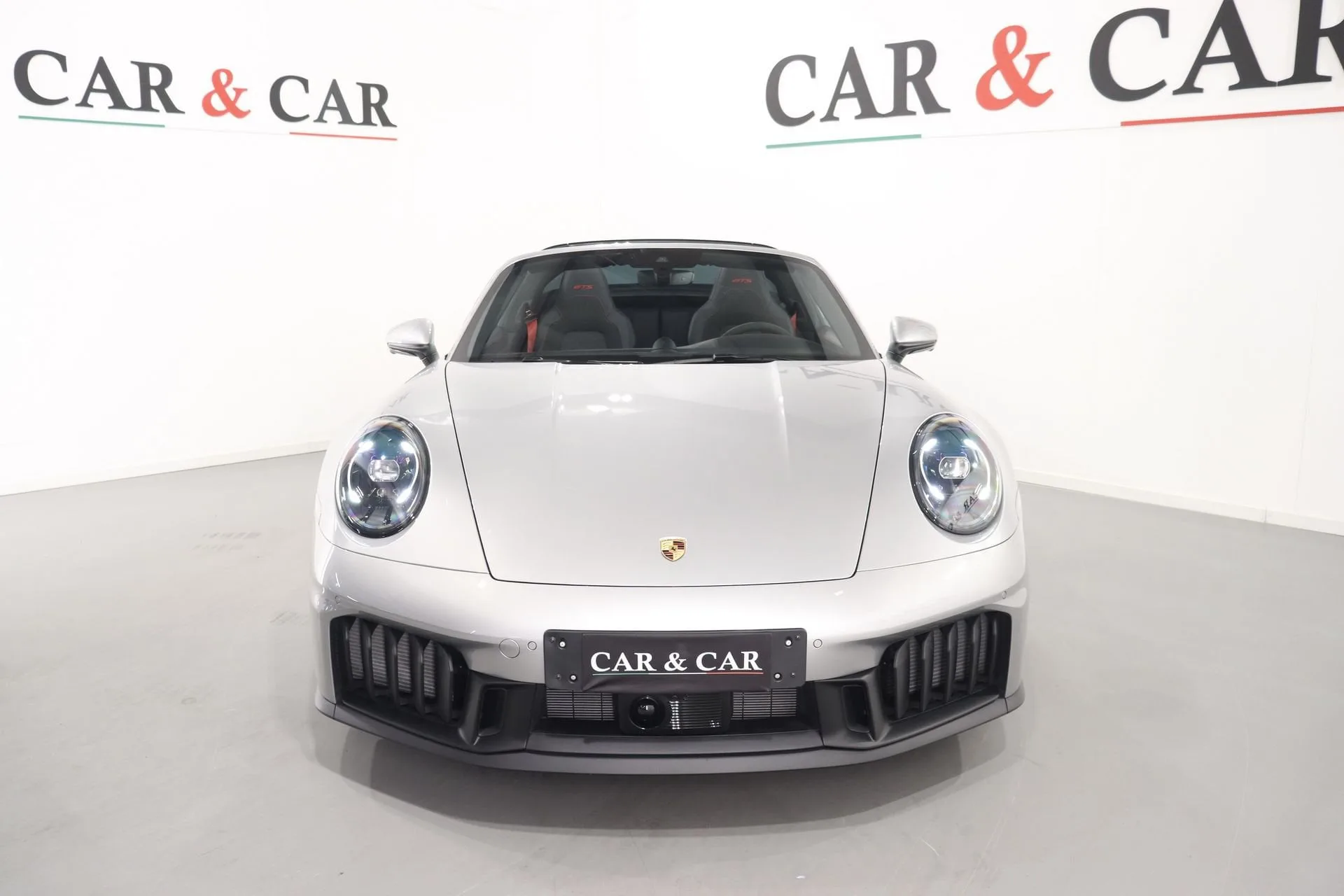 2025 Porsche 911 Targa 4 GTS, 3/19