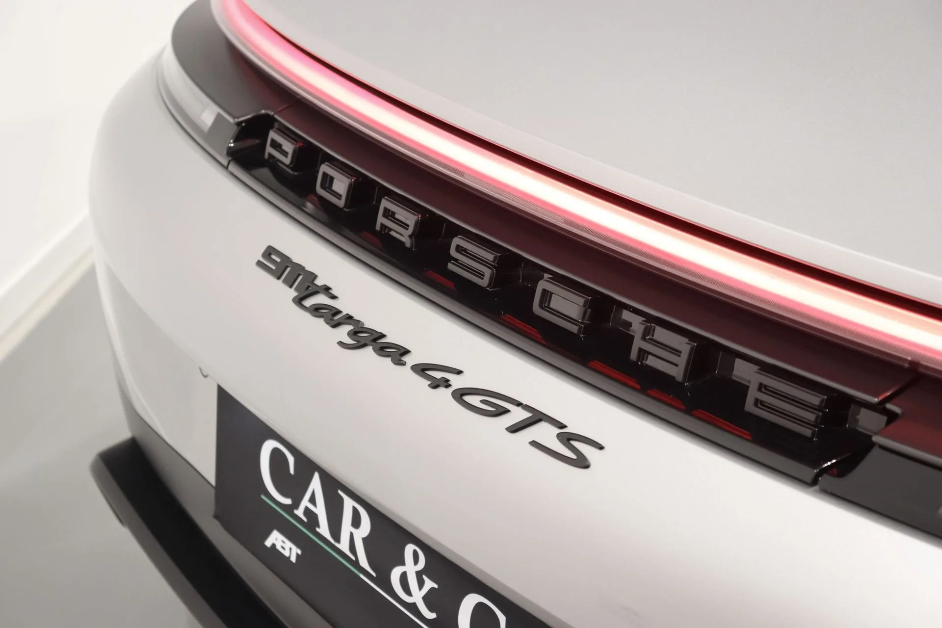 2025 Porsche 911 Targa 4 GTS, 8/19