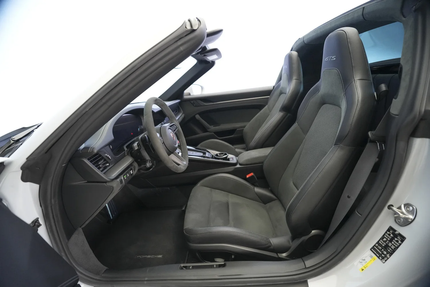 2025 Porsche 911 Targa 4 GTS, 4/15