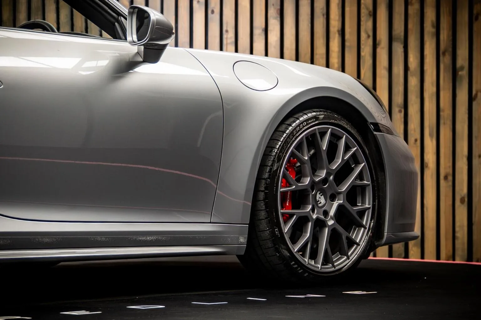 2025 Porsche 911 Targa 4S, 13/30