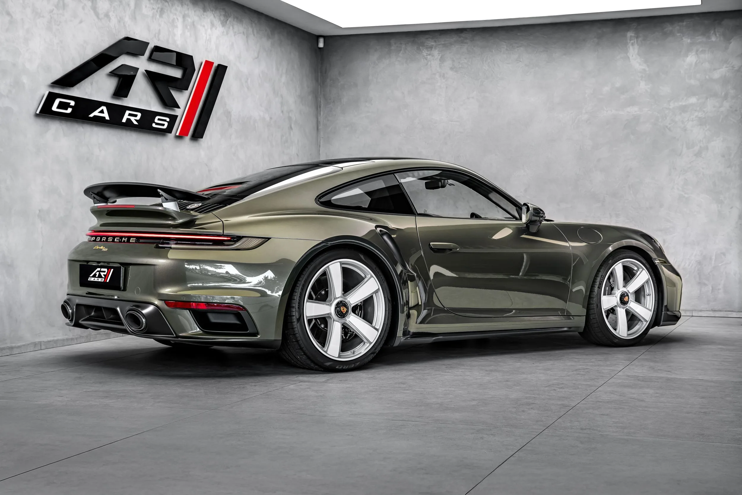 2025 Porsche 911 Turbo 50 Years, 5/30